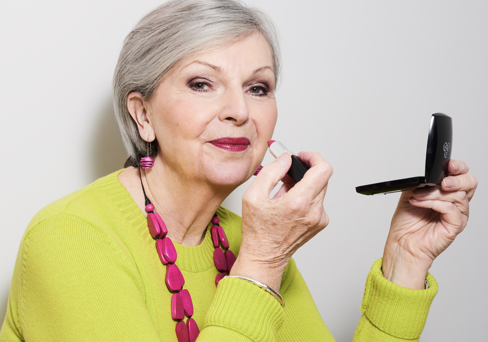 The 8 Golden Rules of Makeup for Older Women